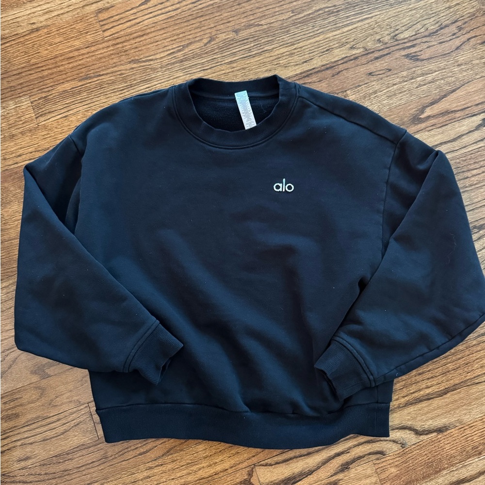 Great Condition. Size Small. - image 1